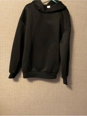 SHEIN Men's Black Crewneck Hoodie Sweatshirt